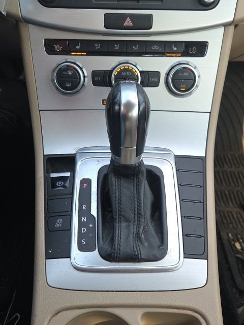 Used 2013 Volkswagen CC Sport Plus FWD image 31