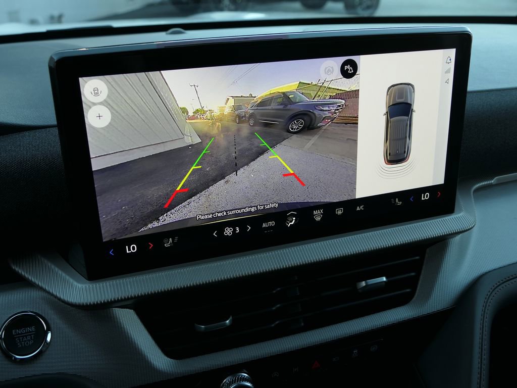 Used 2025 Ford Explorer Active w/ Active Comfort Package image 22