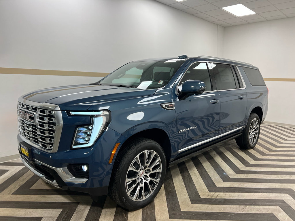 New 2026 GMC Yukon XL Denali w/ Denali Reserve Package AWD/4WD image 1