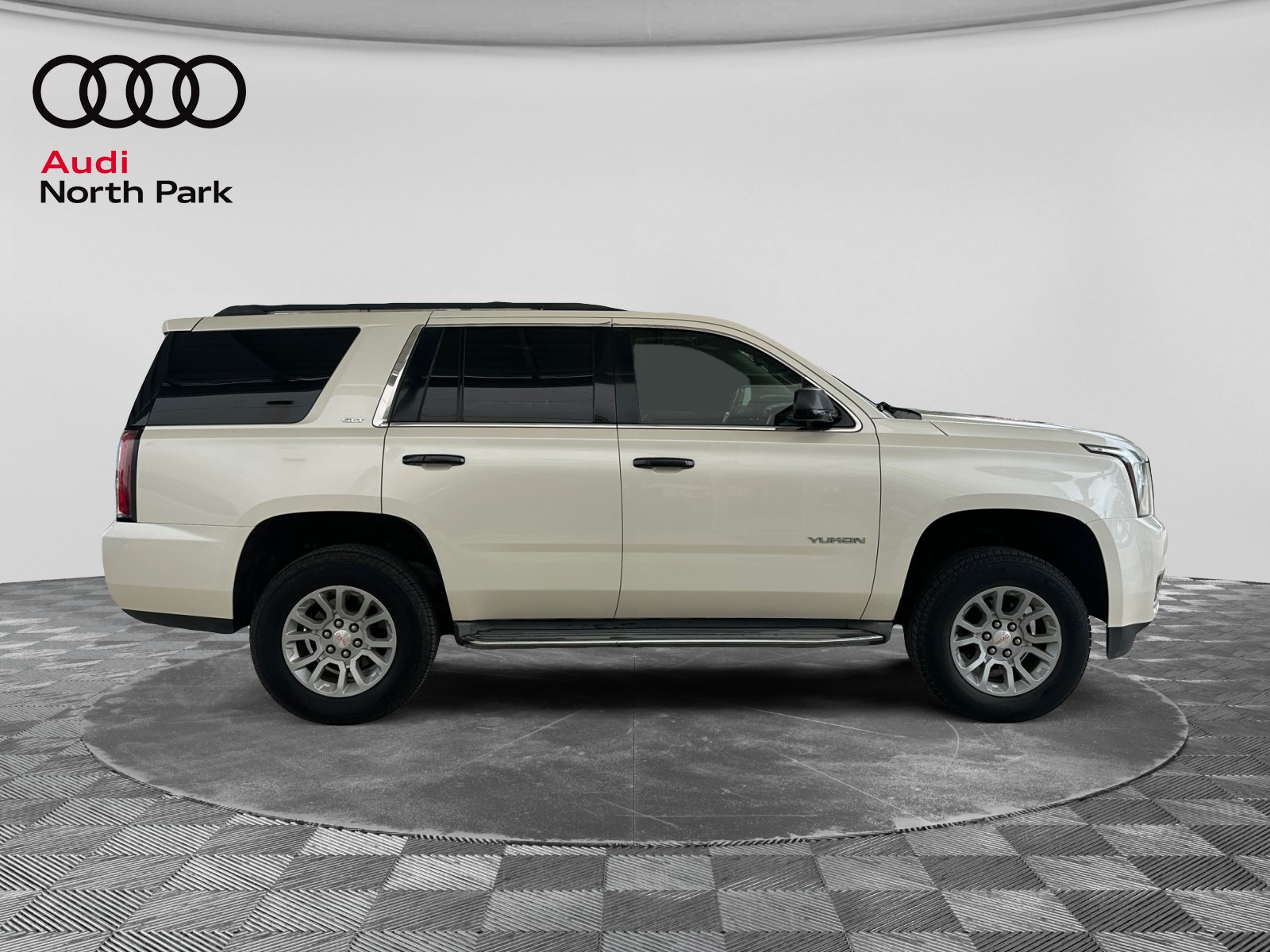Used 2015 GMC Yukon SLT w/ Open Road Package RWD image 6