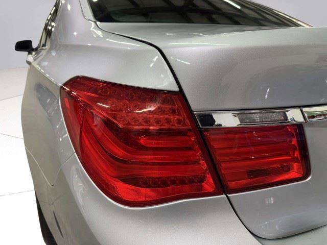Used 2012 BMW 740Li RWD image 13
