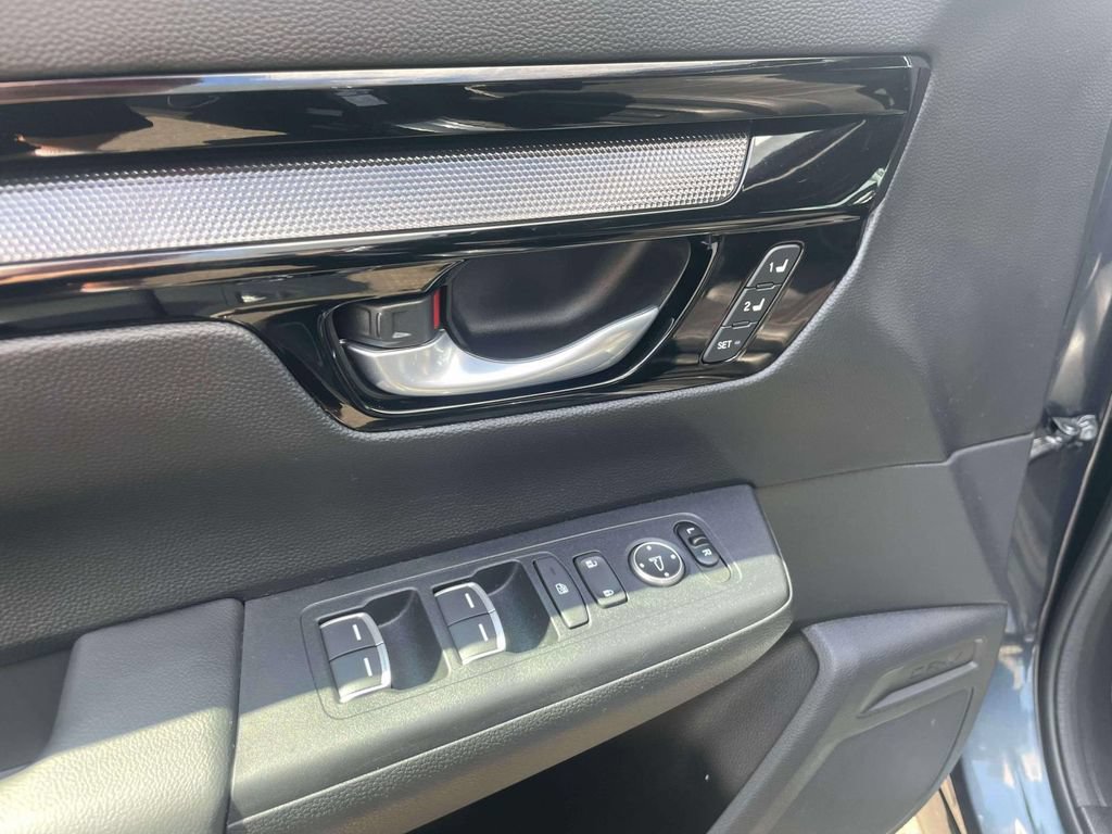 Used 2023 Honda CR-V Sport Touring image 18