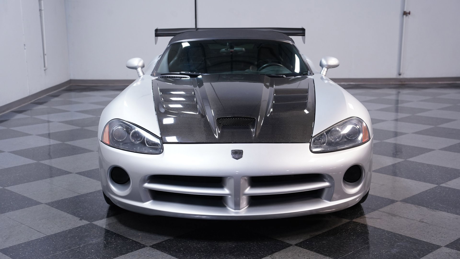 Used 2005 Dodge Viper SRT-10 image 15