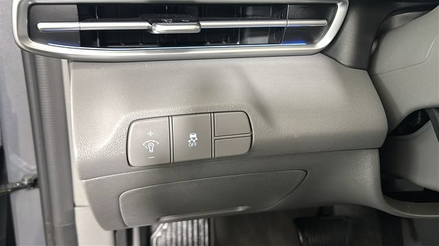 Certified 2024 Hyundai Elantra SEL w/ Convenience Package FWD image 19