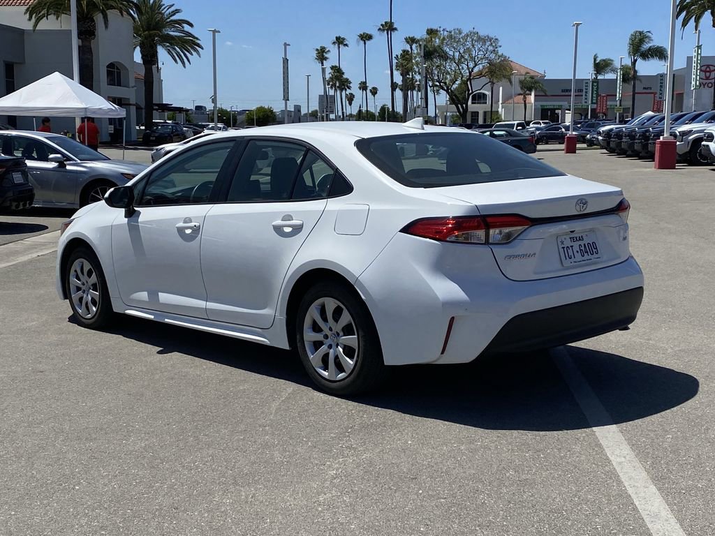 Certified 2023 Toyota Corolla LE w/ Carpet Mat Package (TMS) FWD image 4