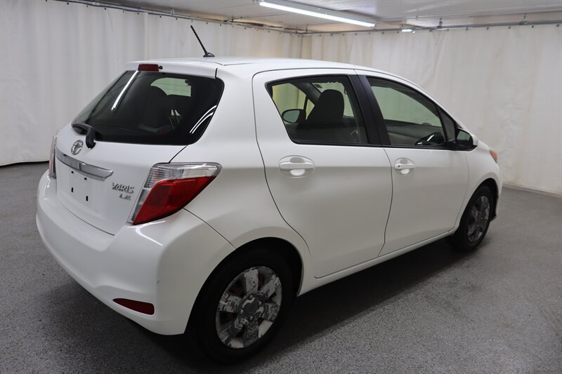 Used 2014 Toyota Yaris LE FWD image 7