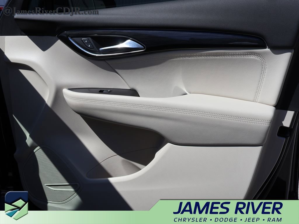 Used 2023 Buick Envision Essence AWD/4WD image 8