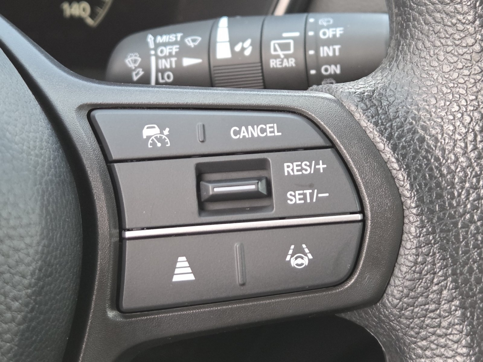 Used 2024 Honda CR-V EX image 6