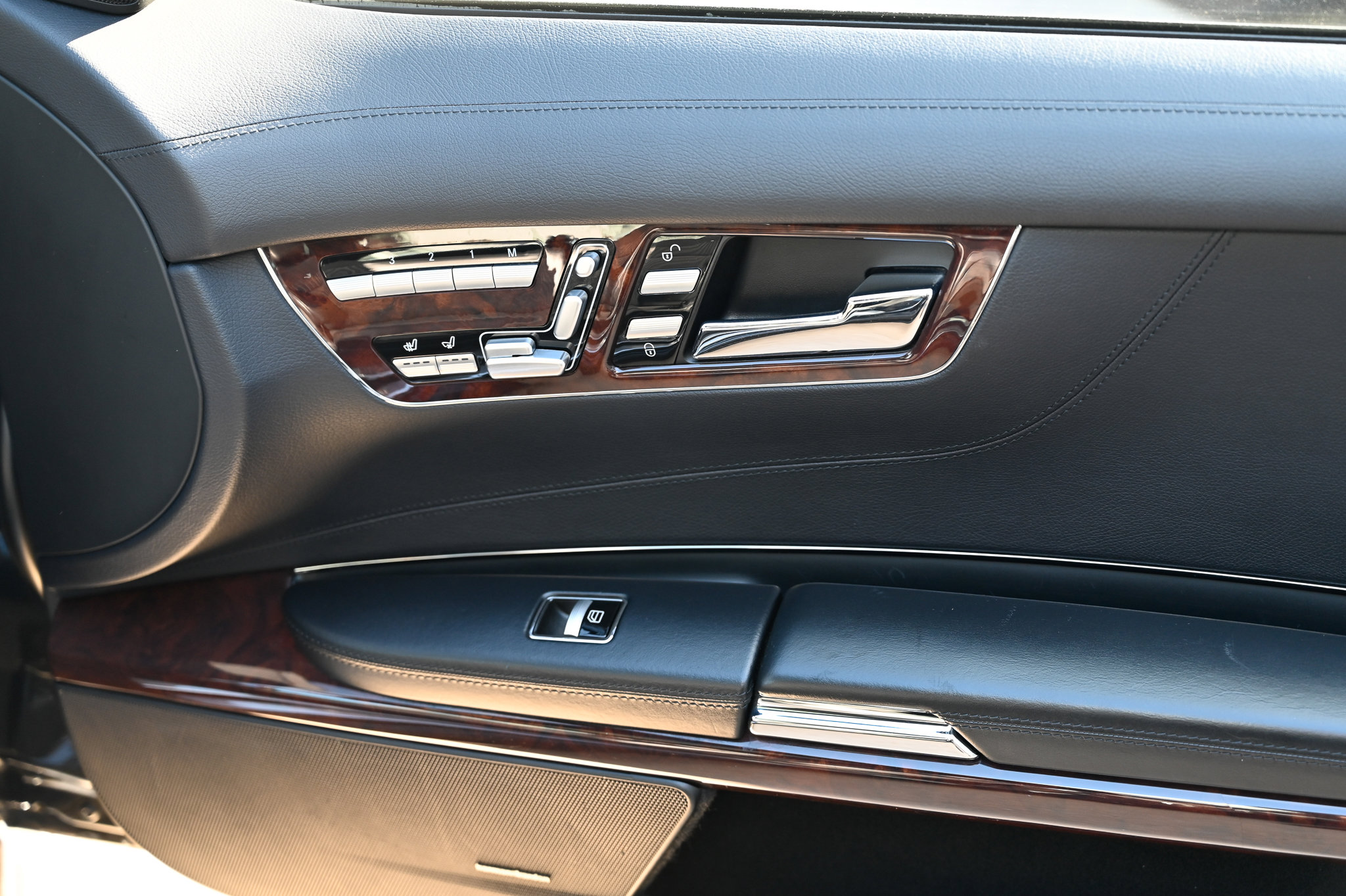 Used 2013 Mercedes-Benz CL 550 4MATIC image 44