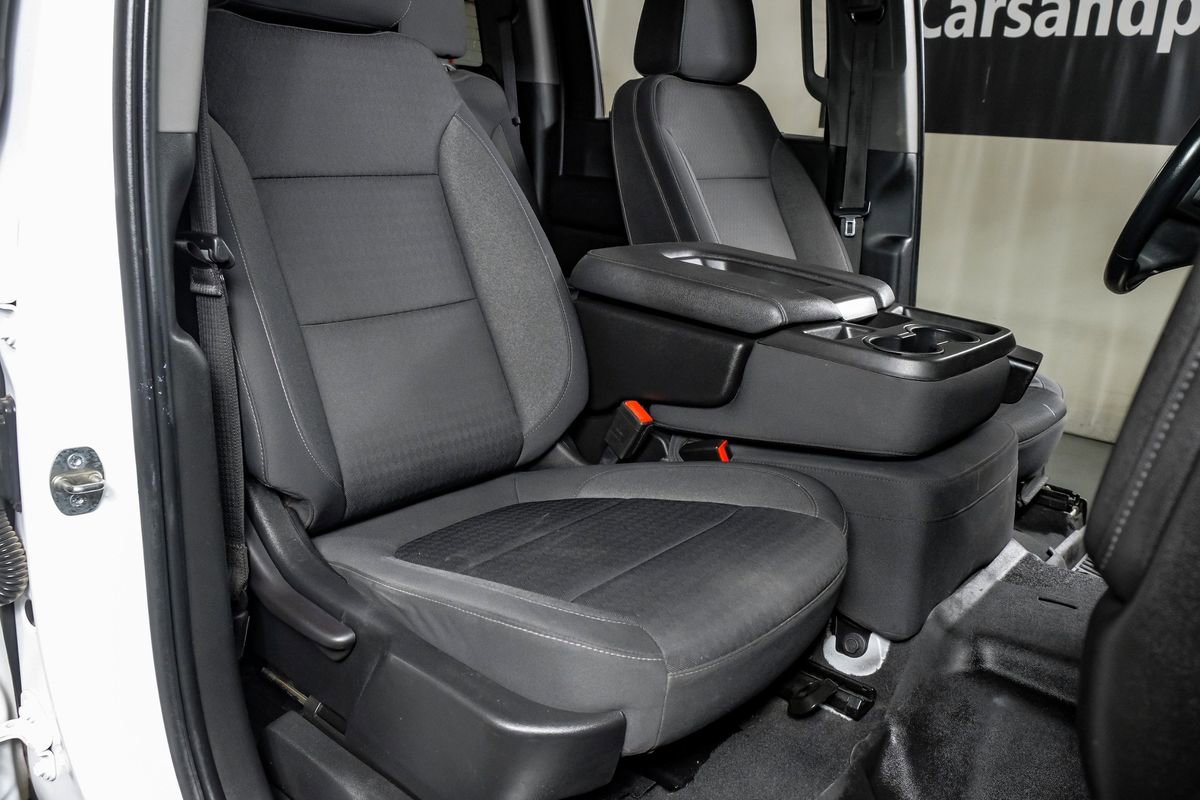 Used 2023 Chevrolet Silverado 2500 LT image 31