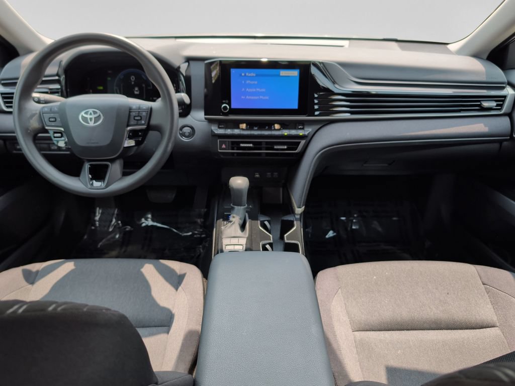 Used 2026 Toyota Camry LE FWD image 18