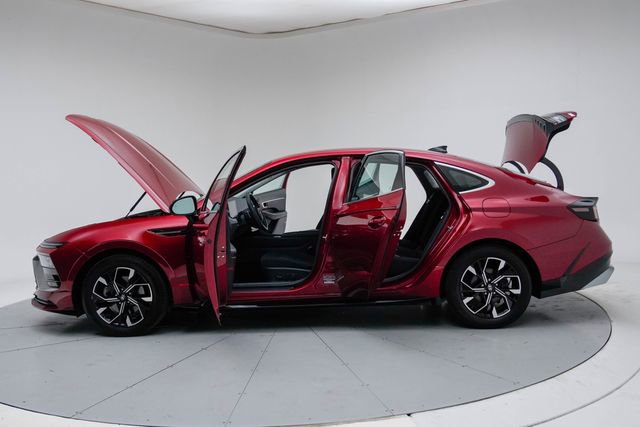 Used 2024 Hyundai Sonata SEL FWD image 18