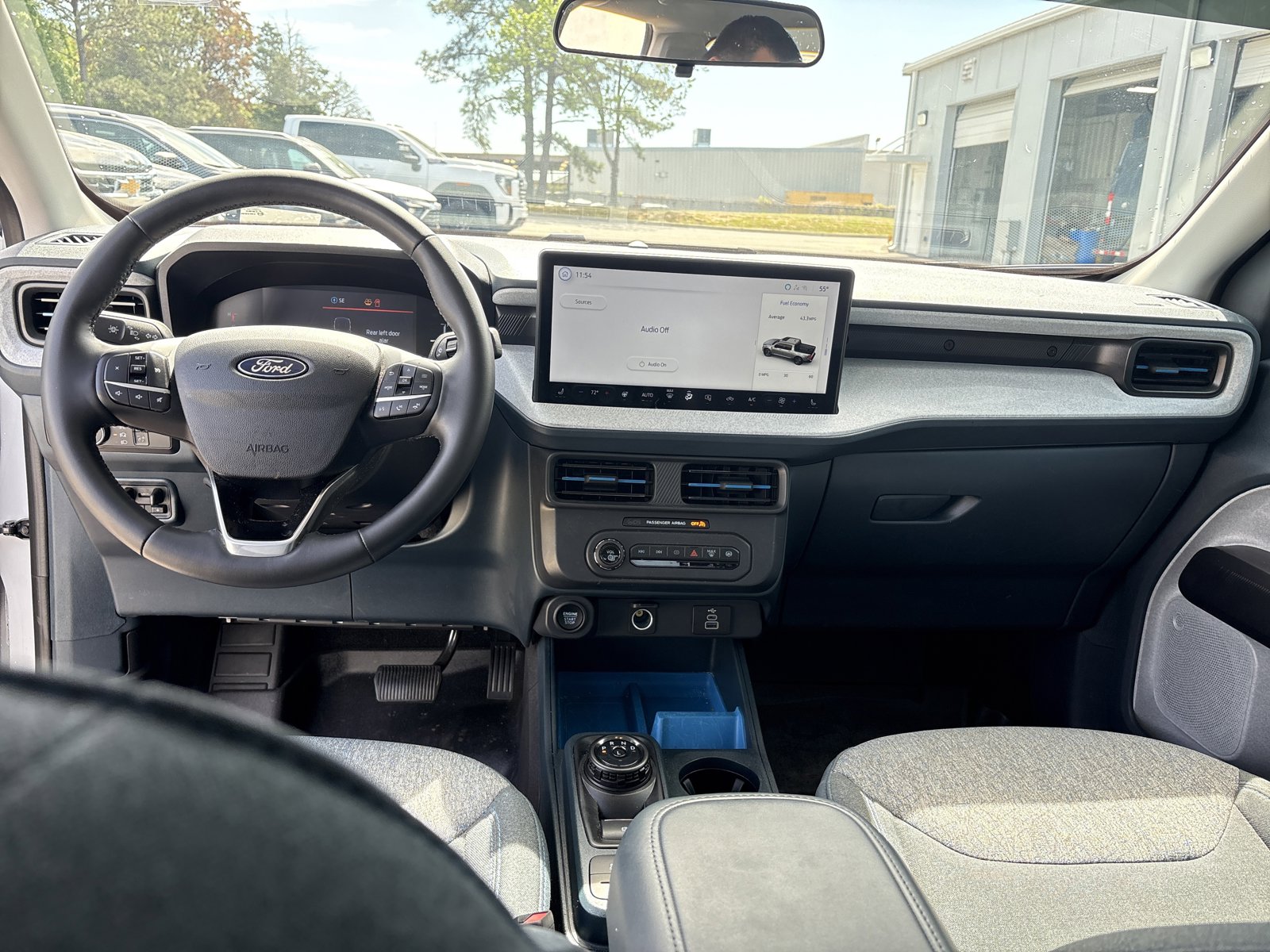 Used 2025 Ford Maverick XLT w/ Equipment Group 301A image 32