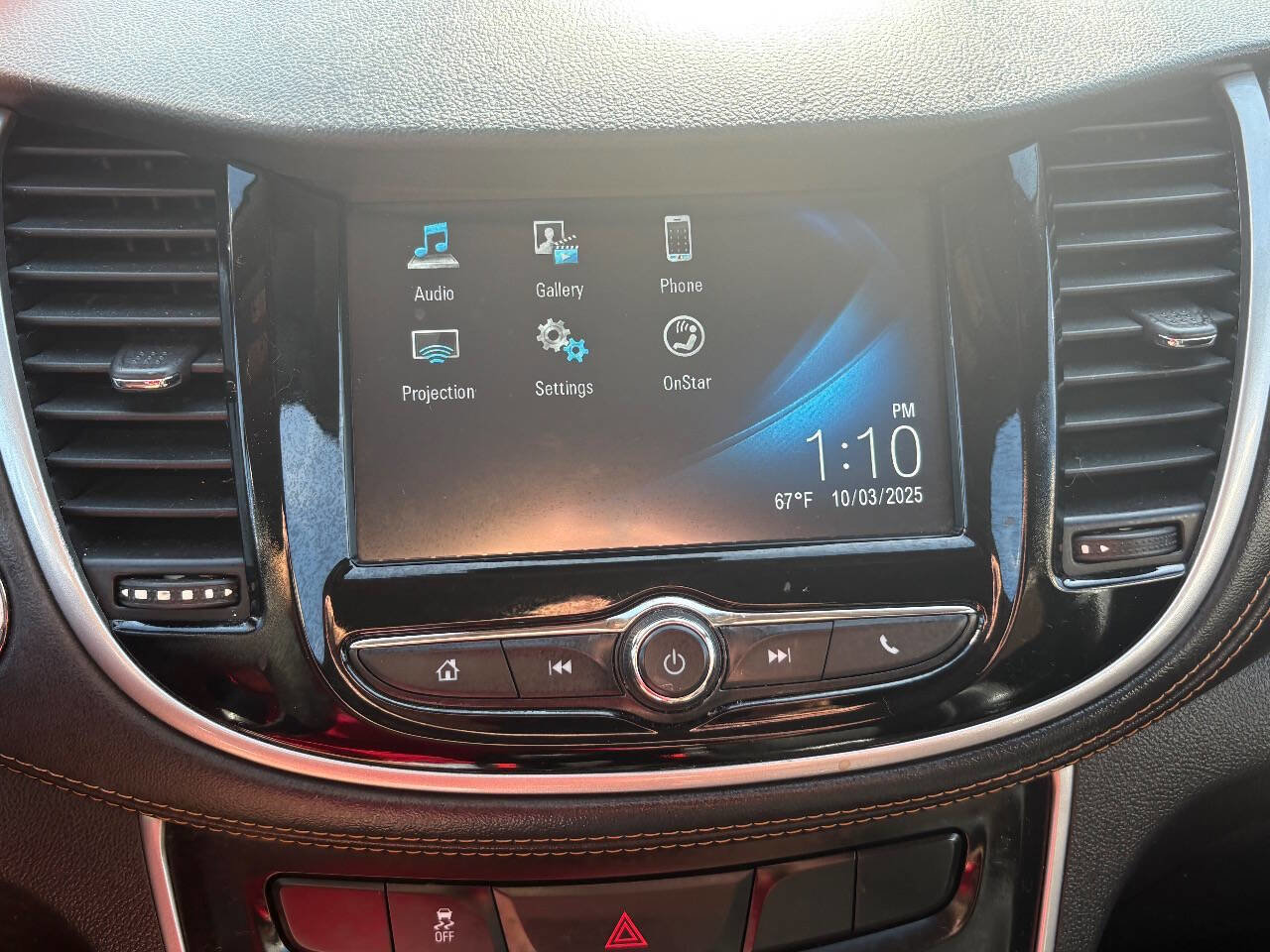 Used 2017 Chevrolet Trax LT w/ LT Convenience Package image 20