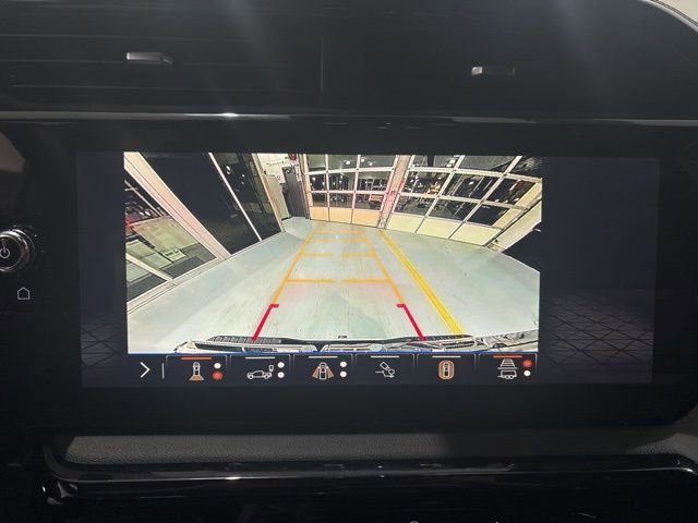 Used 2025 GMC Sierra 1500 AT4 image 27