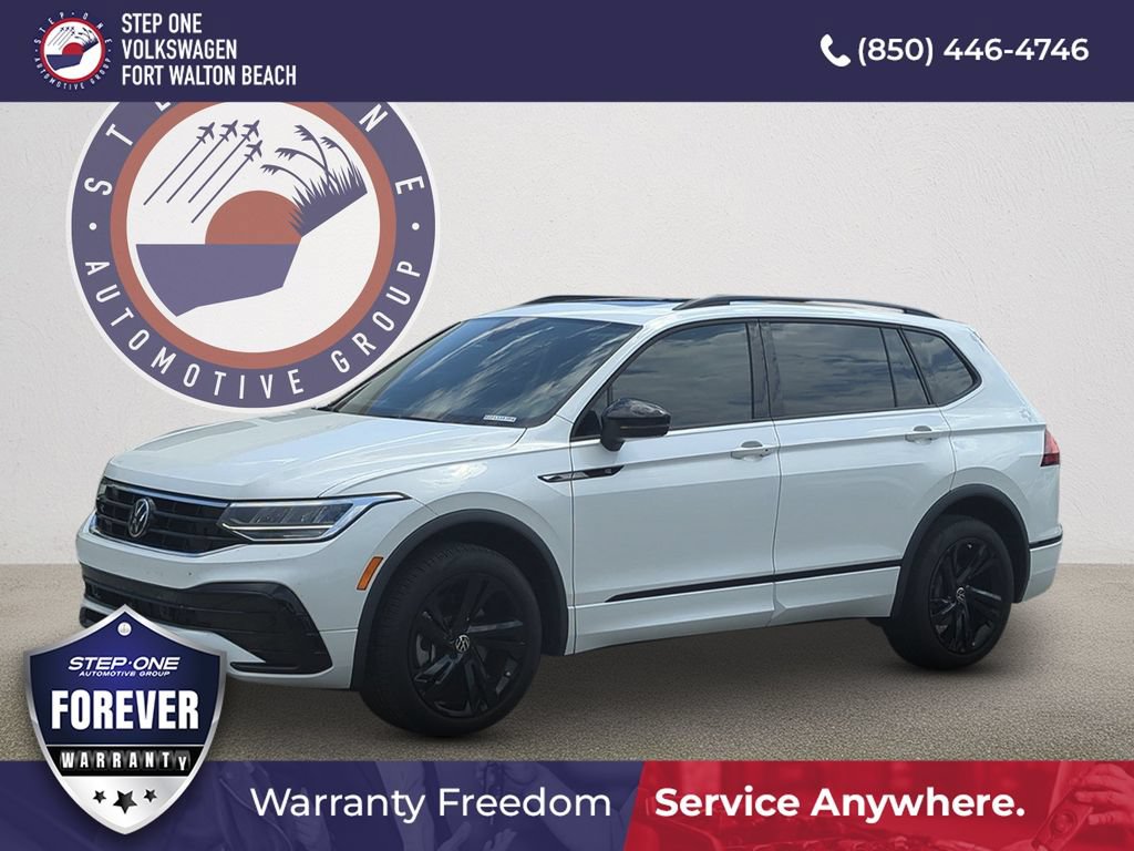 Certified 2023 Volkswagen Tiguan SE R-Line FWD image 1