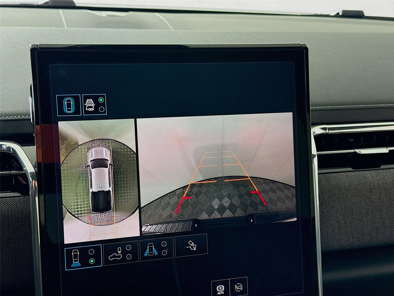 New 2026 GMC Sierra EV Elevation image 9