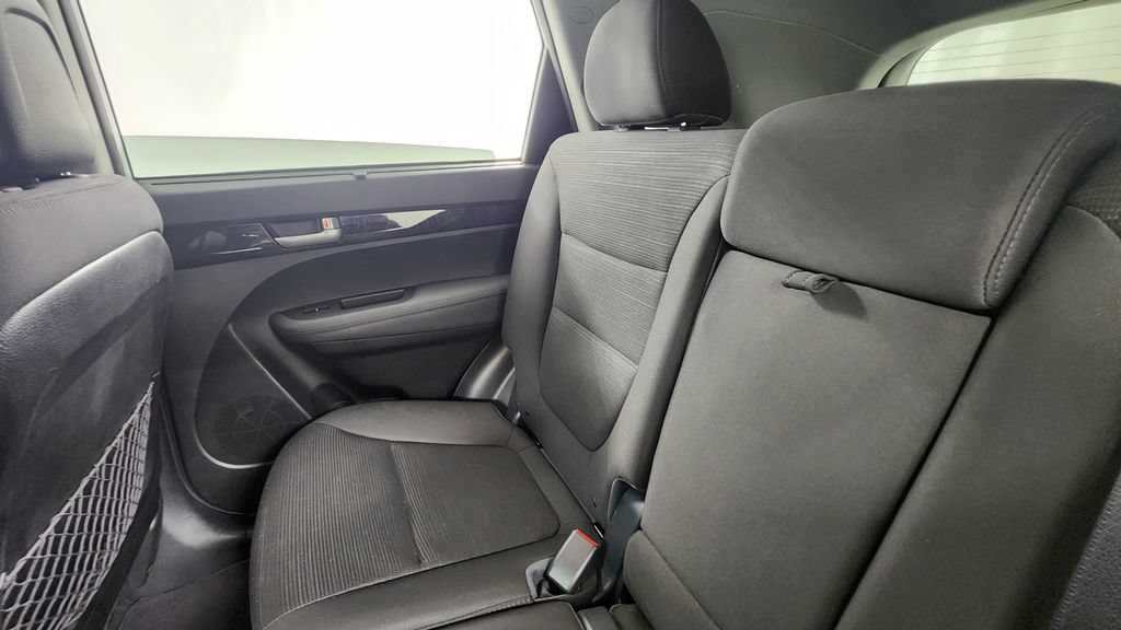 Used 2014 Kia Sorento LX AWD/4WD image 14