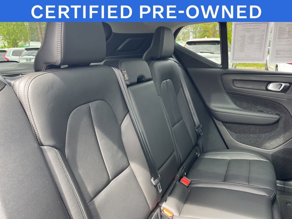 Certified 2024 Volvo XC40 B5 Core AWD/4WD image 18