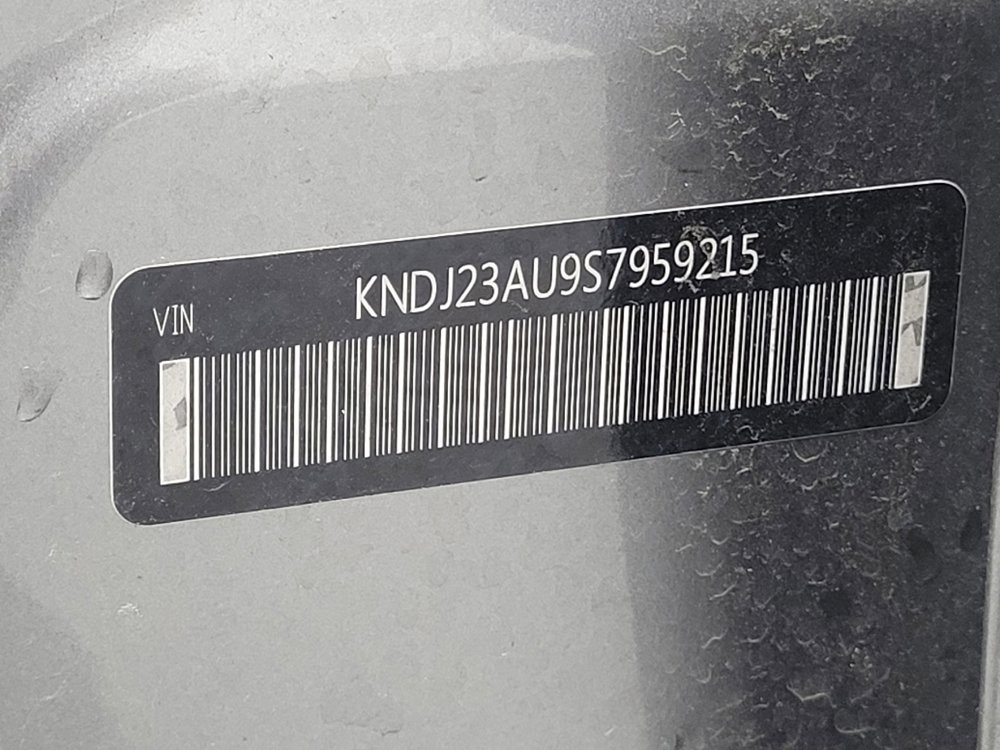 Used 2025 Kia Soul LX FWD image 33