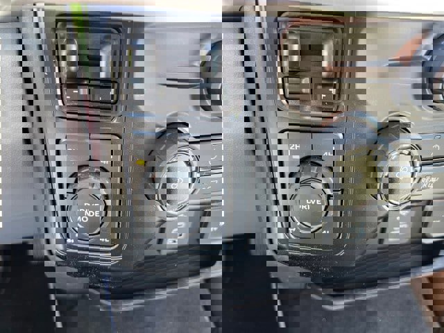 New 2024 Ford F350 XLT w/ FX4 Off-Road Package image 19