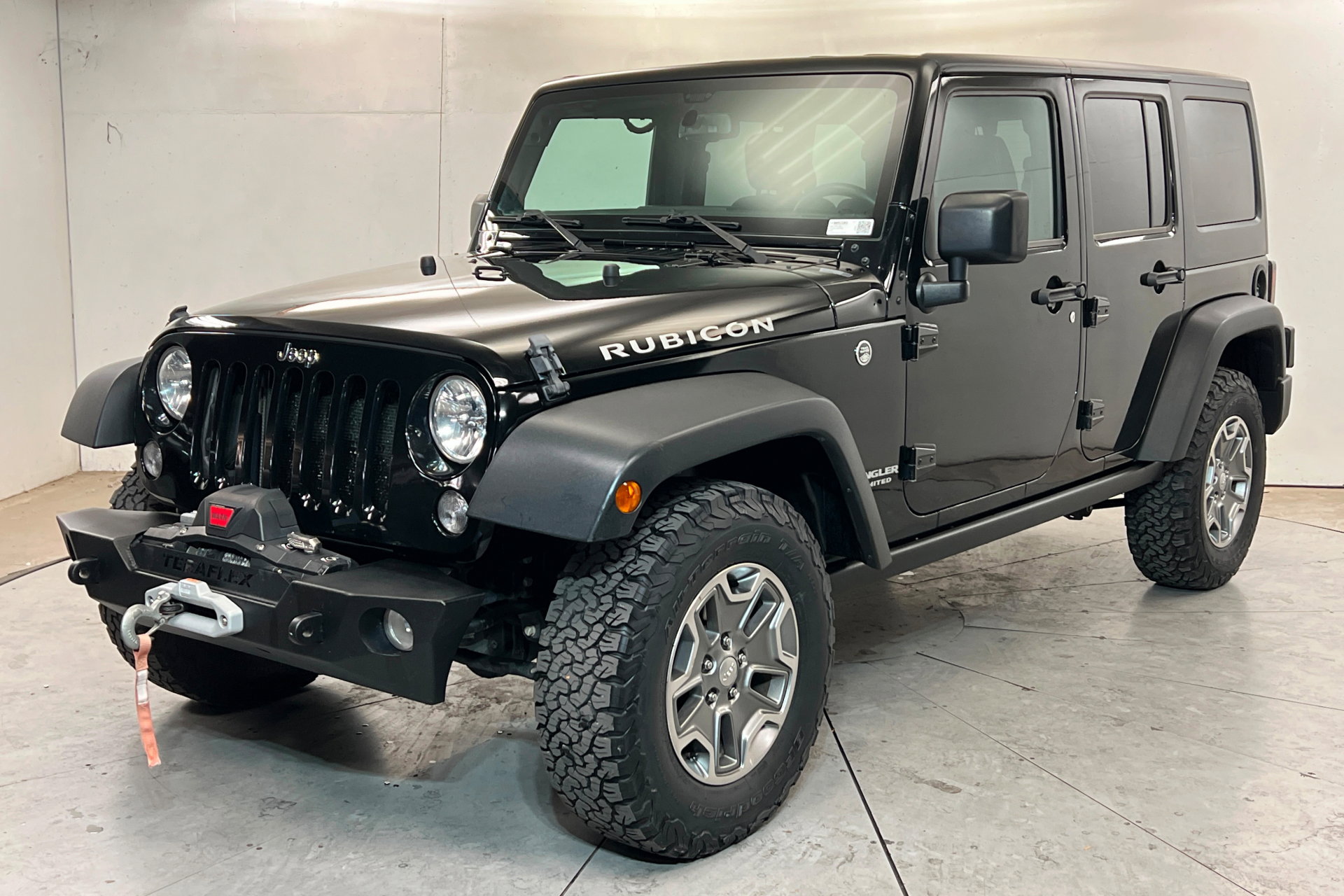 Used 2016 Jeep Wrangler Unlimited Rubicon w/ Max Tow Package AWD/4WD image 1