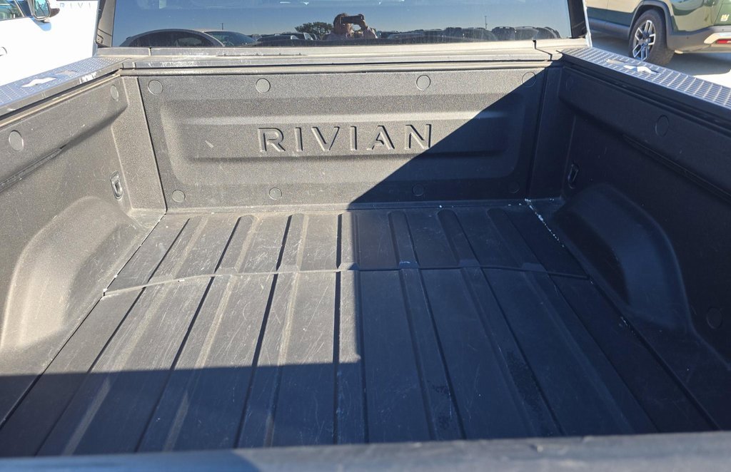 Used 2022 Rivian R1T Adventure image 16