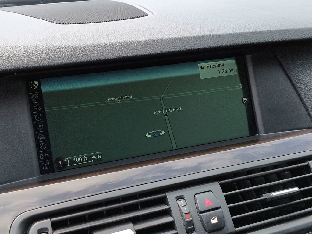 Used 2013 BMW 535i xDrive Sedan image 25