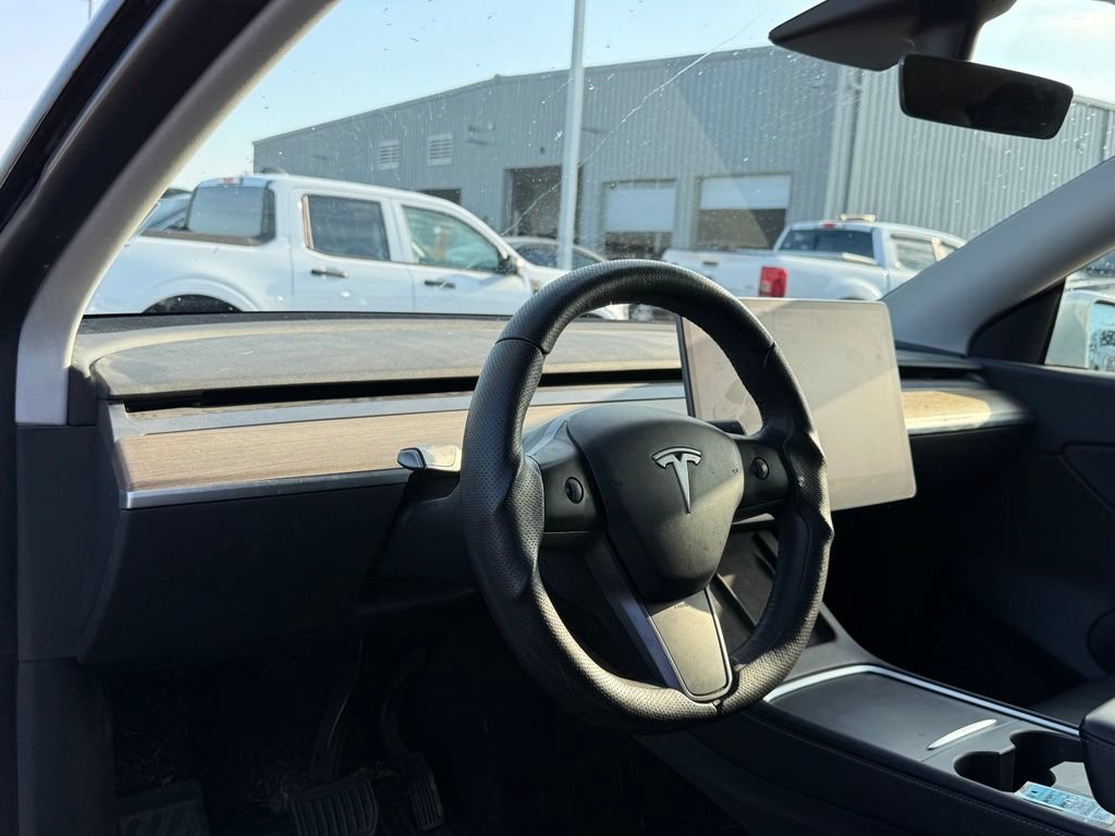 Used 2021 Tesla Model Y Long Range AWD/4WD image 4
