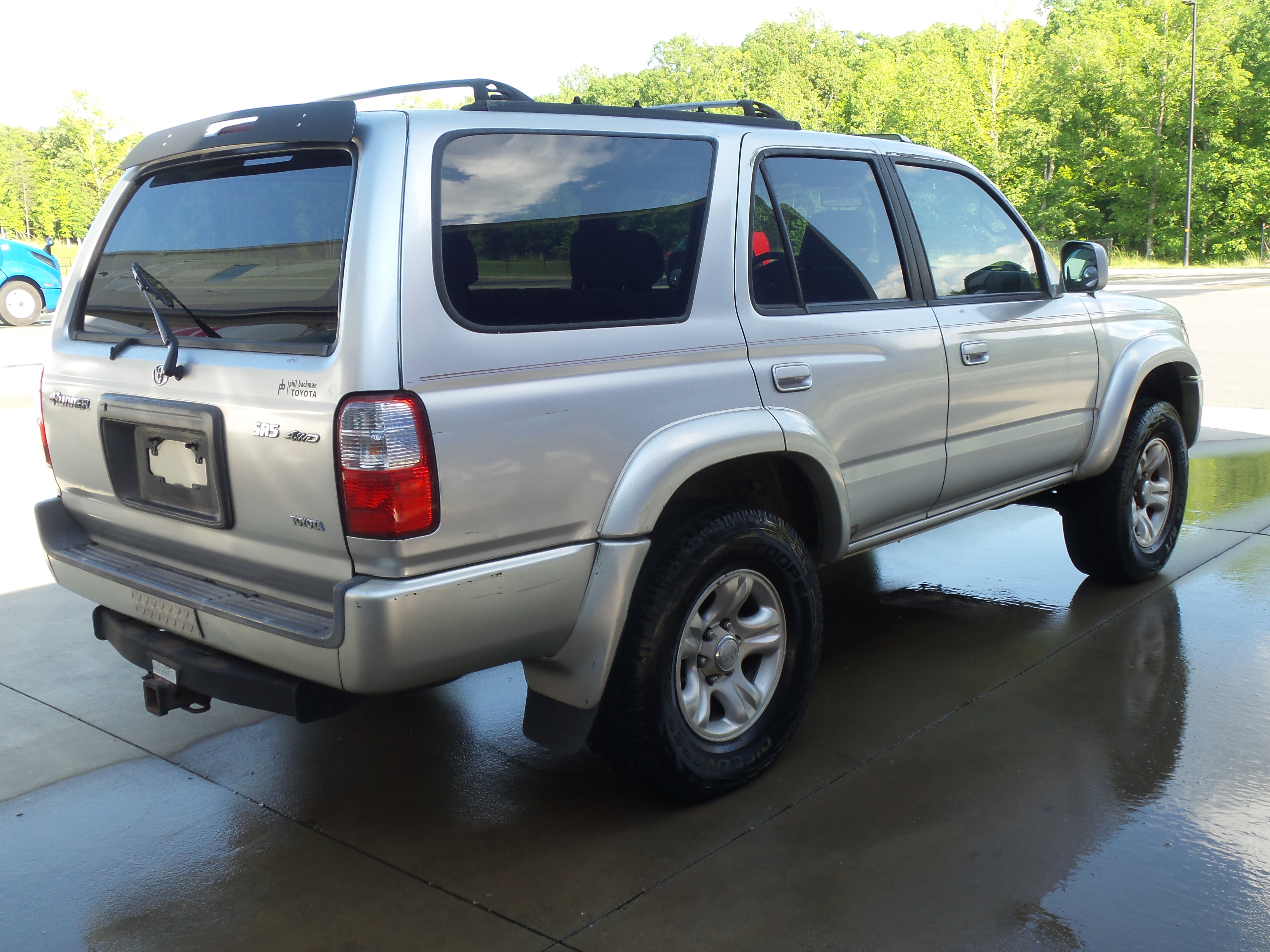 Used 2001 Toyota 4Runner SR5 image 6