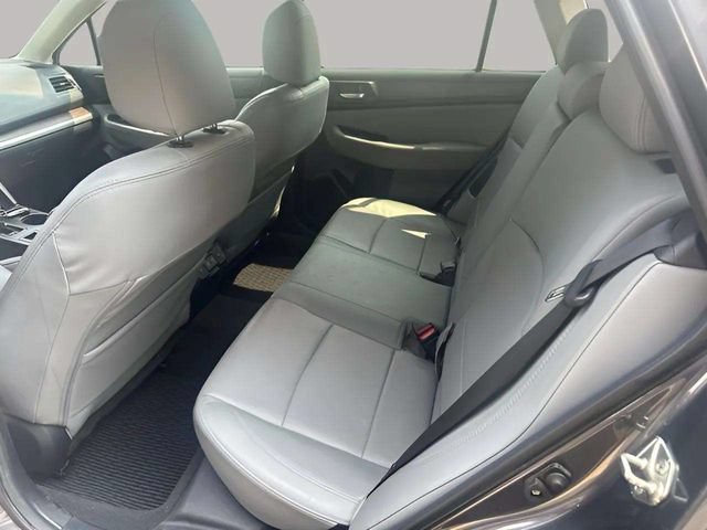 Used 2019 Subaru Outback 2.5i Limited AWD/4WD image 15