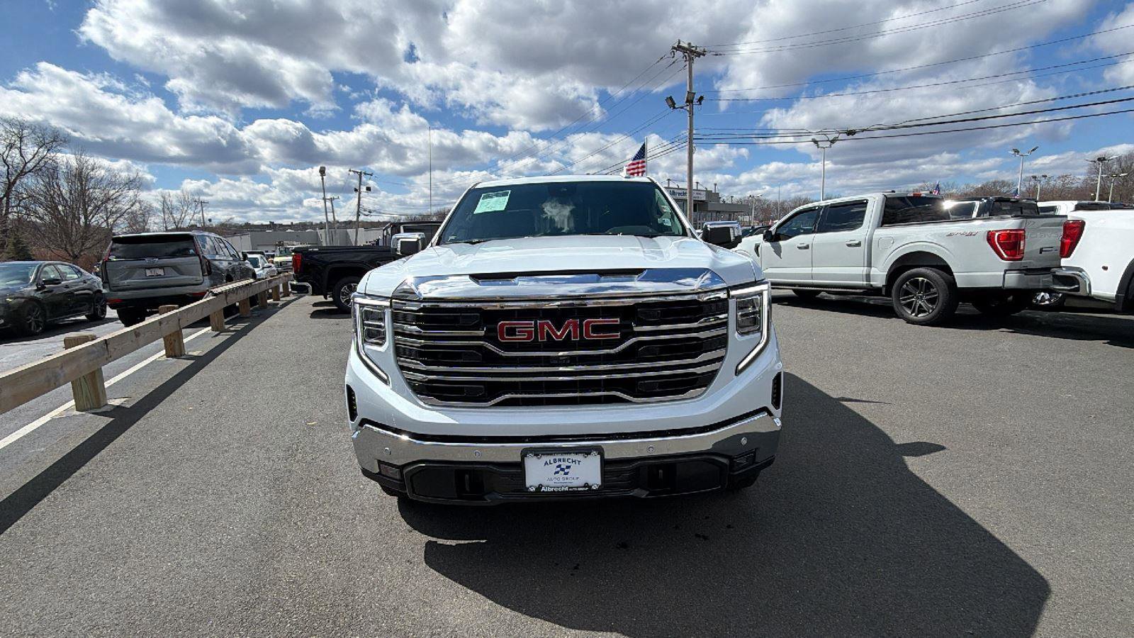 New 2026 GMC Sierra 1500 SLT w/ SLT Premium Plus Package image 2