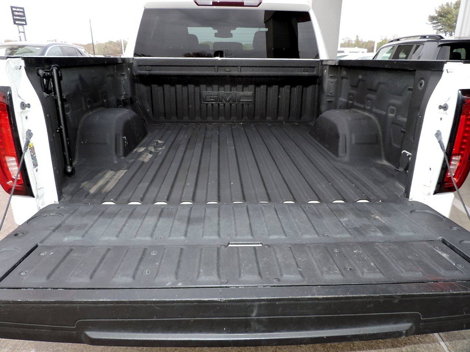 Certified 2023 GMC Sierra 1500 SLT image 19