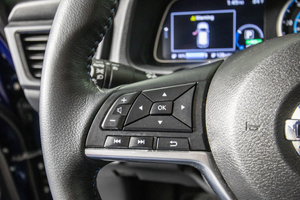 Used 2019 Nissan Leaf SV w/ SV Technology Package FWD image 20
