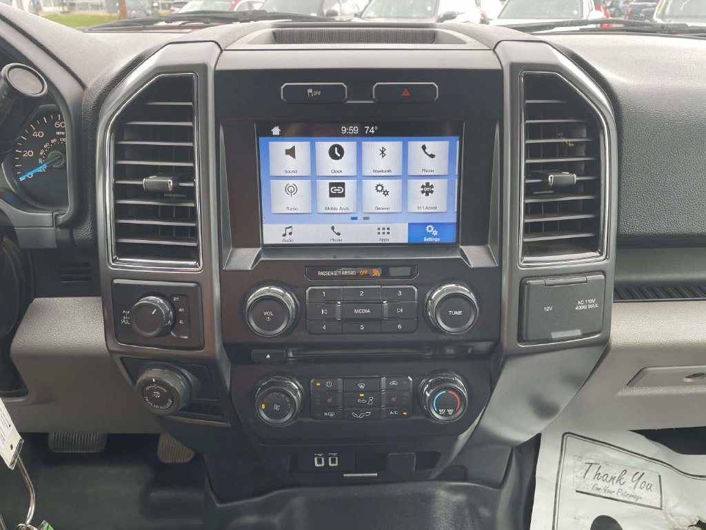 Used 2017 Ford F150 XLT w/ Equipment Group 302A Luxury AWD/4WD image 21