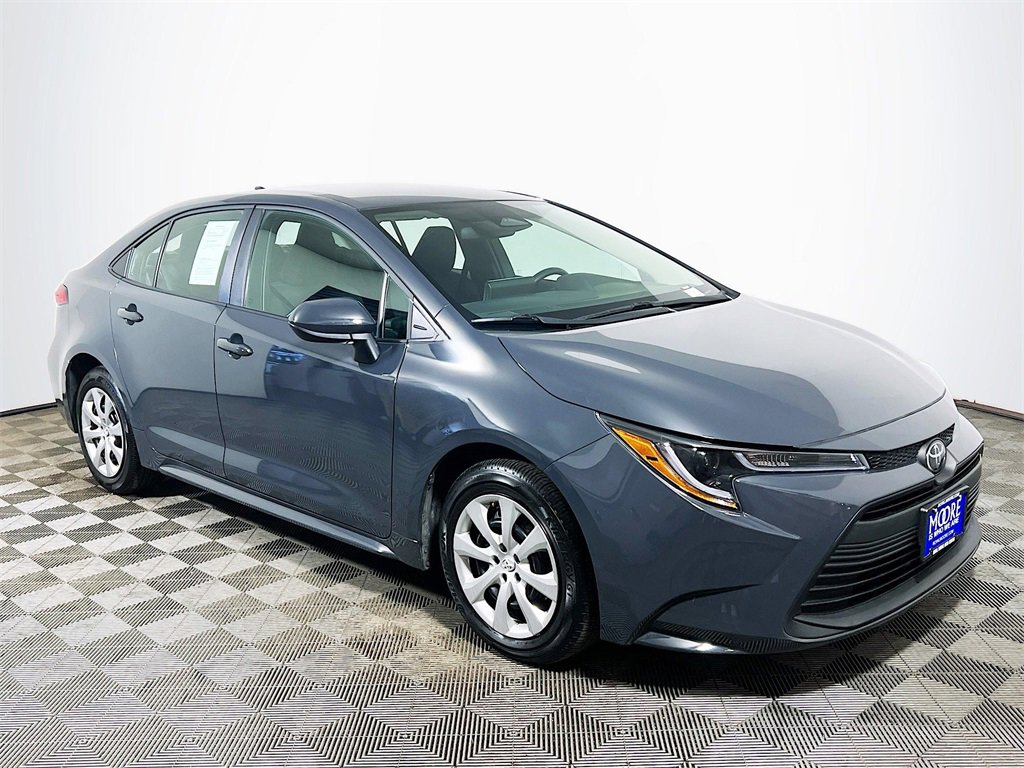 Used 2025 Toyota Corolla LE