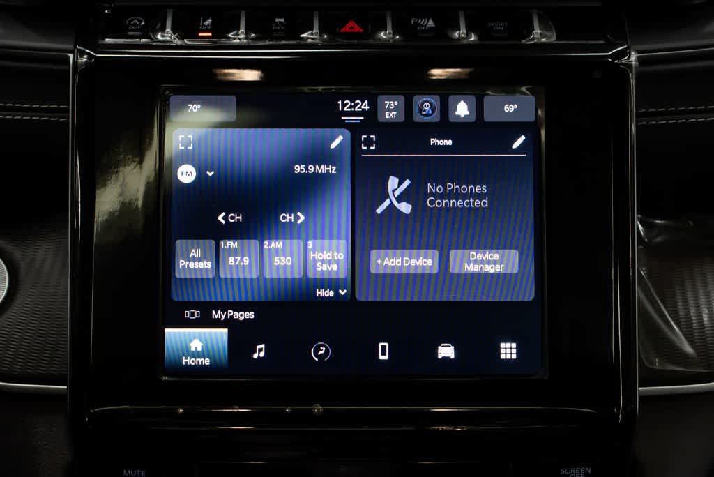 Used 2025 Jeep Grand Cherokee Laredo X AWD/4WD image 14
