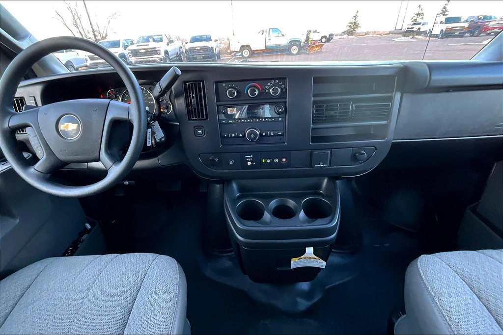 Used 2024 Chevrolet Express 3500 w/ Power Convenience Package RWD image 10
