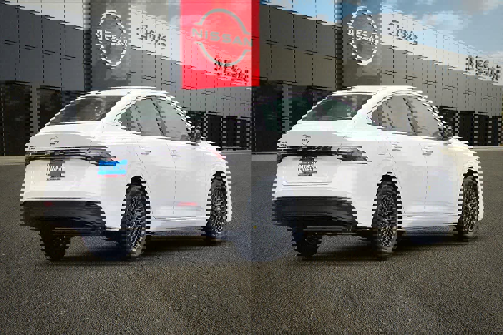 New 2026 Nissan Sentra SV w/ SV Convenience Package image 3