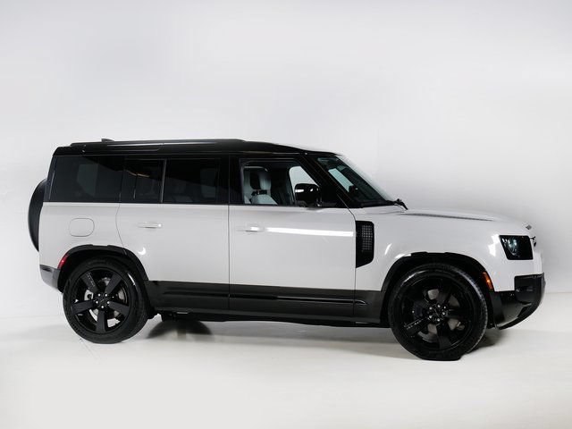 New 2026 Land Rover Defender 110 X-Dynamic SE AWD/4WD image 30
