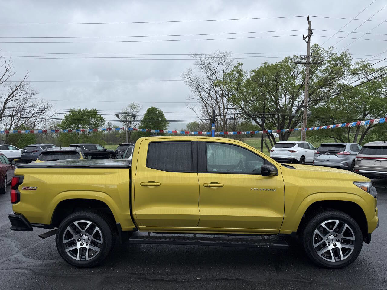 Used 2023 Chevrolet Colorado Z71 w/ Z71 Convenience Package 2 AWD/4WD image 7