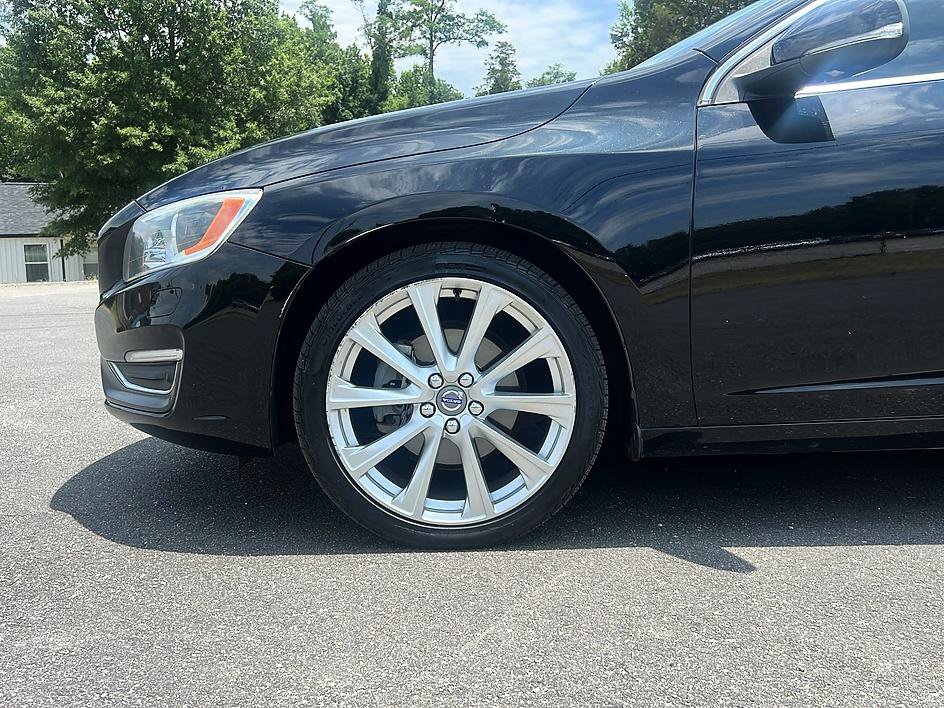 Used 2016 Volvo S60 T5 Inscription Platinum FWD image 21