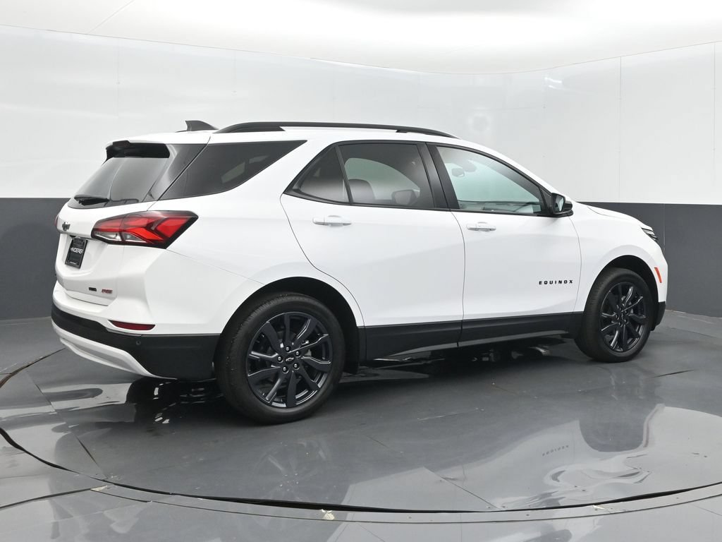 Used 2024 Chevrolet Equinox RS w/ RS Leather Package AWD/4WD image 8