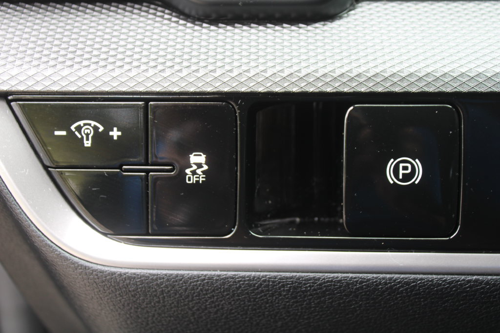 Certified 2024 Kia Sportage LX AWD/4WD image 23