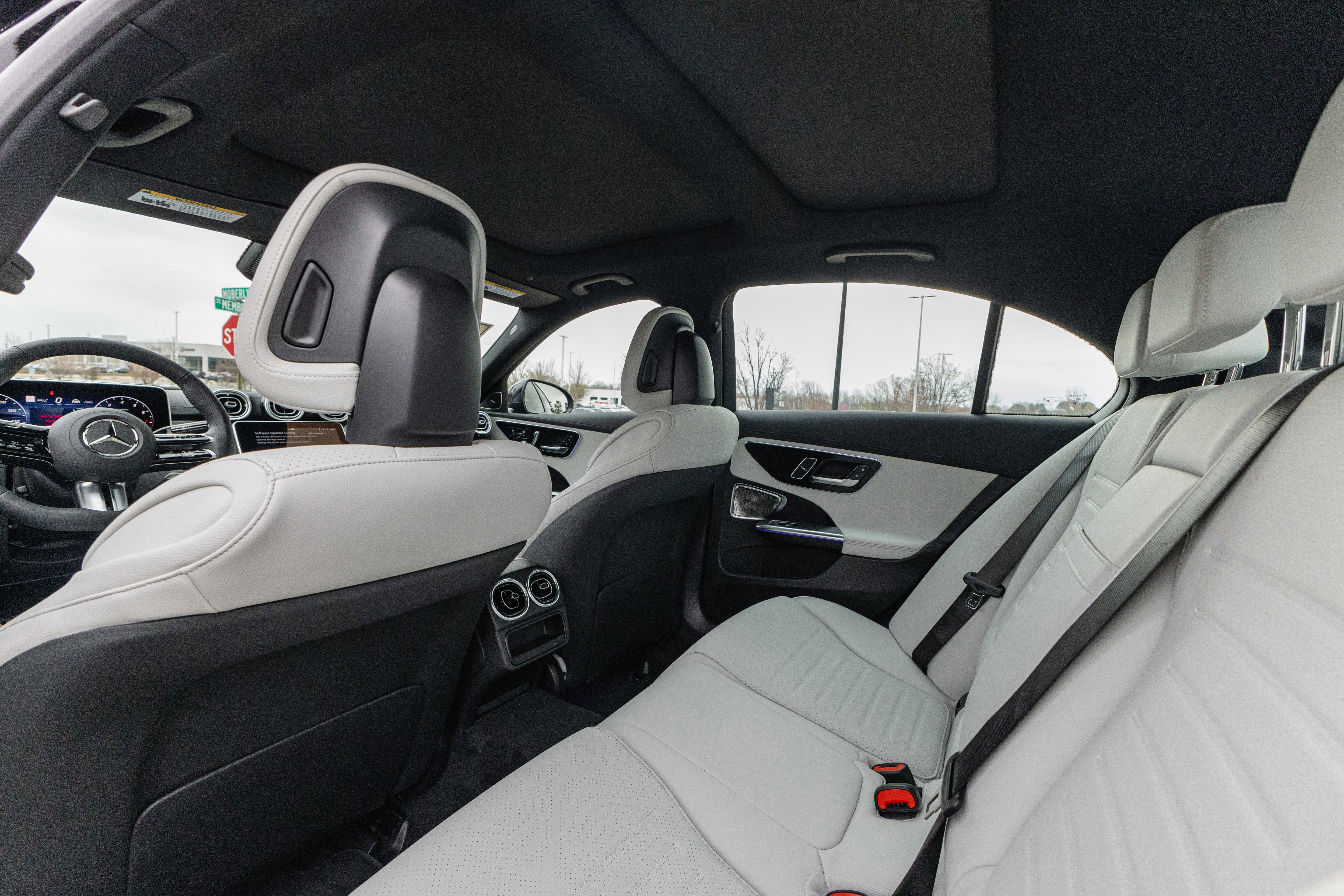 New 2026 Mercedes-Benz C 300 4MATIC Sedan image 28