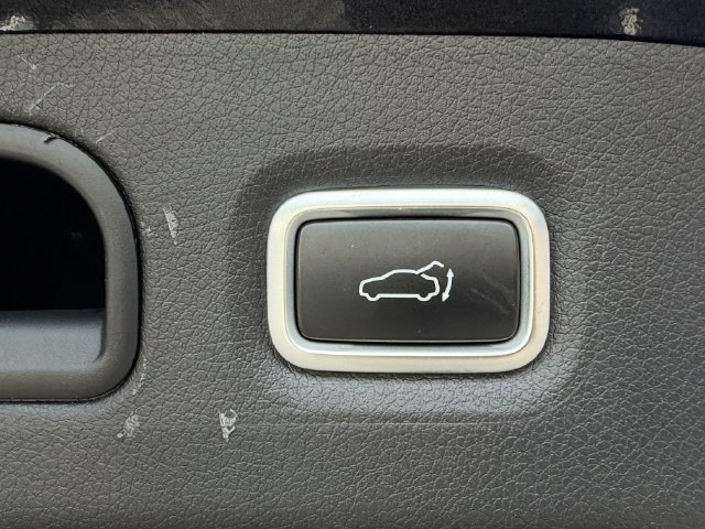 Used 2021 Kia Stinger GT2 RWD image 38