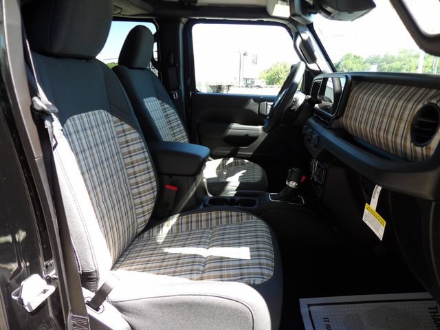 New 2026 Jeep Gladiator Mojave AWD/4WD image 12