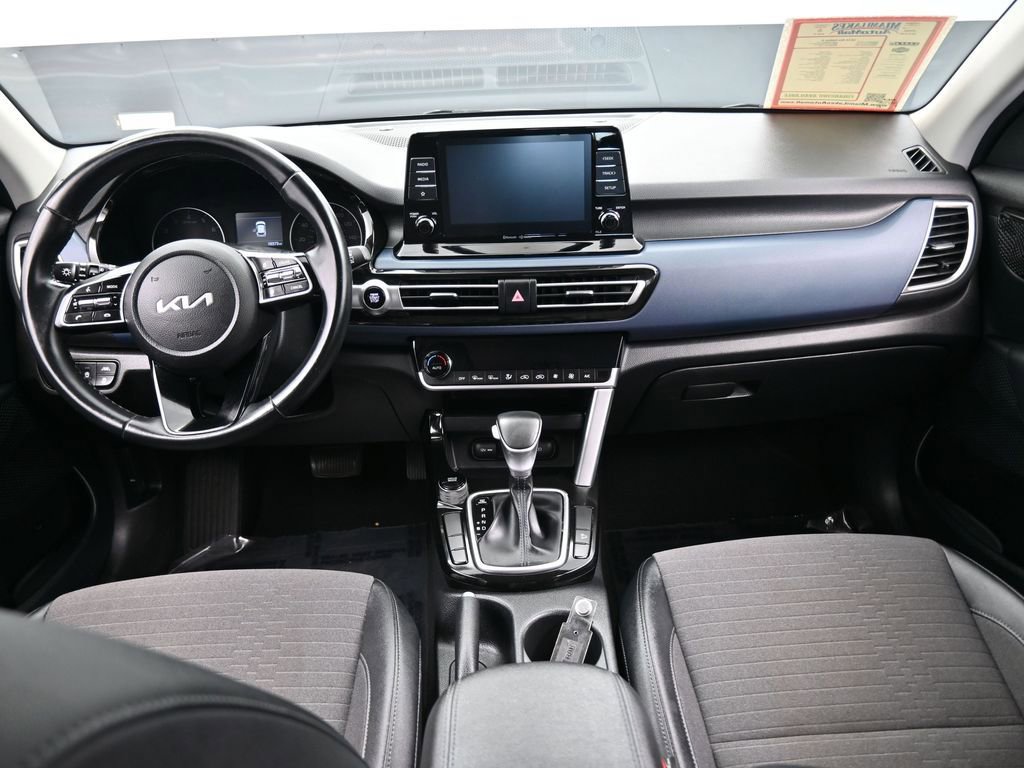 Used 2023 Kia Seltos S image 31