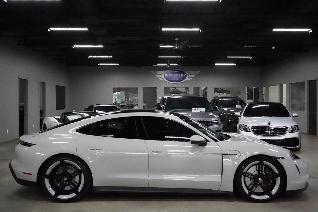 Used 2021 Porsche Taycan 4S w/ Premium Package AWD/4WD image 6