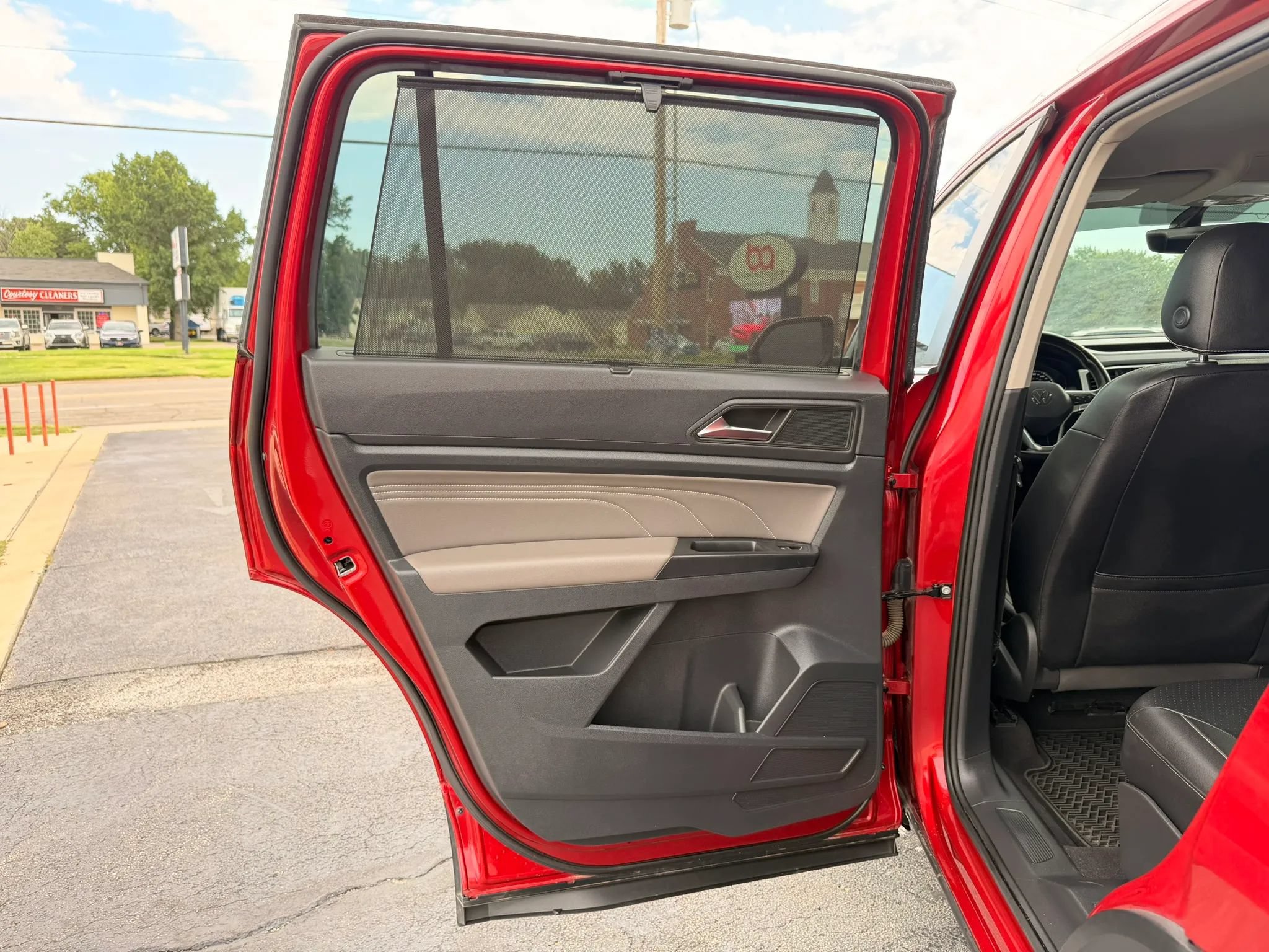 Used 2021 Volkswagen Atlas SE FWD image 22